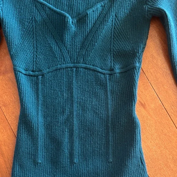 Abercrombie & Fitch Teal Long Sleeve Bodysuit - Picture 3 of 4